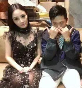 李小璐娱乐吃瓜事件